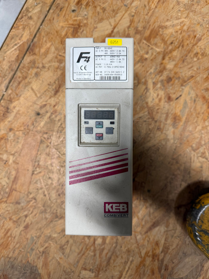 KEB COMBIVERT F4 Frequenzumrichter 07.F4.S3D-3420/1.2 – IMG_3815.jpg