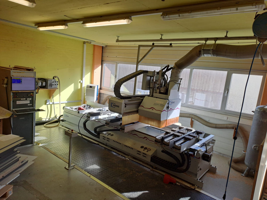 WEEKE OPTIMAT BHC 550 CNC-Bearbeitungszentrum mit C-Achse, Baujahr 2002 – Ansicht 2