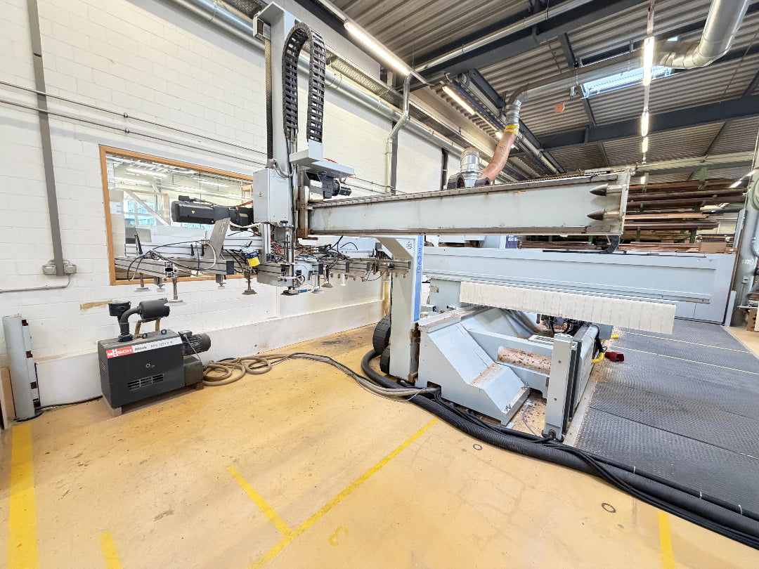 HOMAG PROFI BOF 211/52/AP – automatisch positionierender Konsolentisch